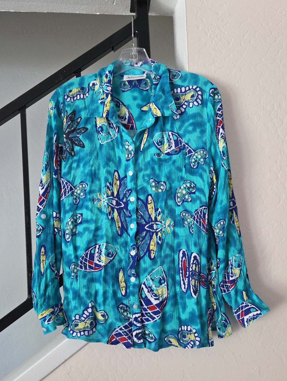 Serengeti Turquoise and Cobalt Tropical Fish Print Top Size M